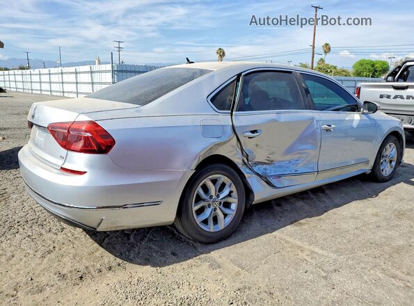 1VWAT7A34HC045365 2017 VOLKSWAGEN PASSAT Серебряный Задняя правая четверть