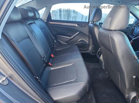 1VWBA7A37JC012974 2018 VOLKSWAGEN PASSAT Gray უკანა სავარძლების ხედი