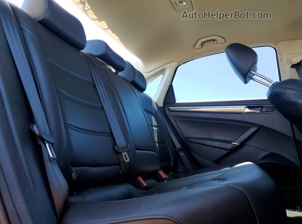 1VWBS7A34GC068151 2016 VOLKSWAGEN PASSAT Белый Вид задних сидений