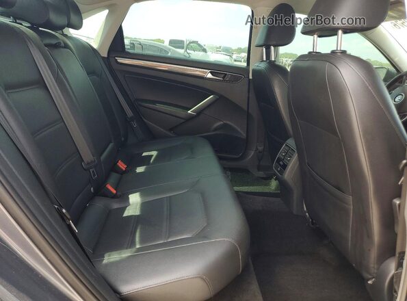1VWBS7A39GC055945 2016 VOLKSWAGEN PASSAT Серый Вид задних сидений
