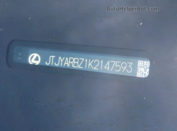 JTJYARBZ1K2147593 2019 LEXUS NX Silver Вид задньої частини салону