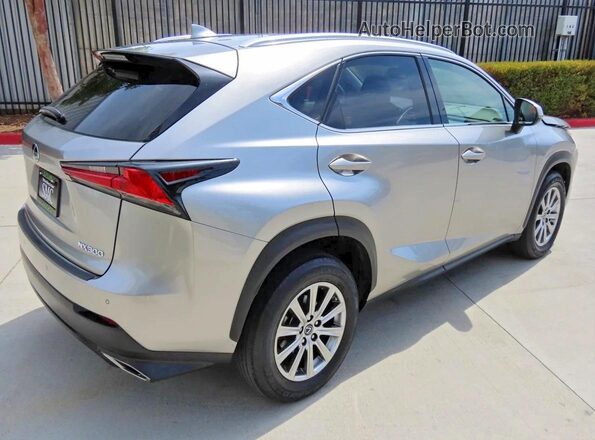 JTJYARBZ1K2147593 2019 LEXUS NX Silver Передня права чверть