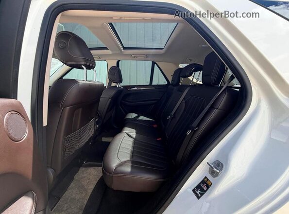 4JGDA5JB4GA708618 2016 MERCEDES-BENZ GLE Белый Вид салона спереди