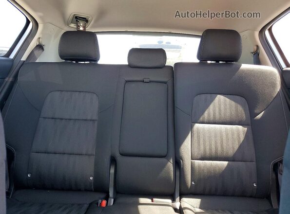 KNDPM3AC0K7581121 2019 KIA SPORTAGE Silver Вид задньої частини салону