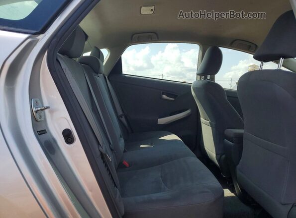 JTDKN3DU8A0045620 2021 TOYOTA PRIUS Silver Vista interior trasera