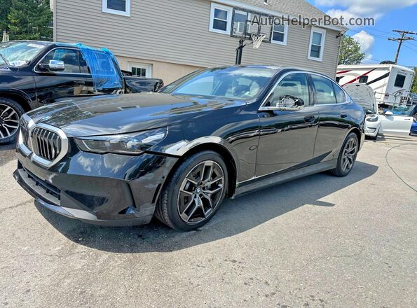 WBA53FJ00VCY10553 2027 BMW 5 SERIES Black Tył lewy