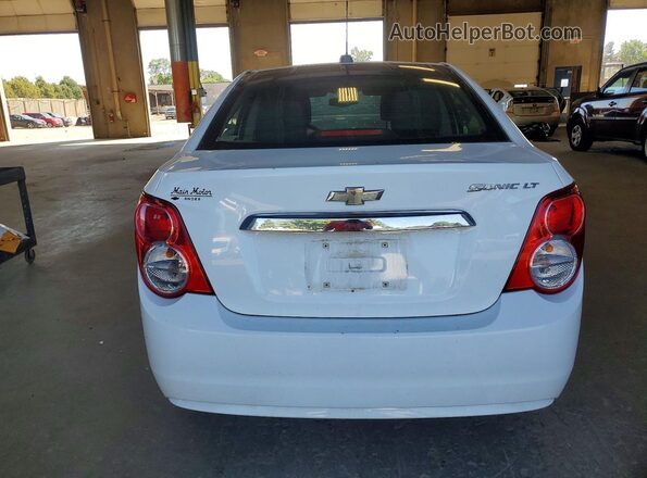 1G1JC5SH6G4146037 2016 CHEVROLET SONIC White Вид салону спереду