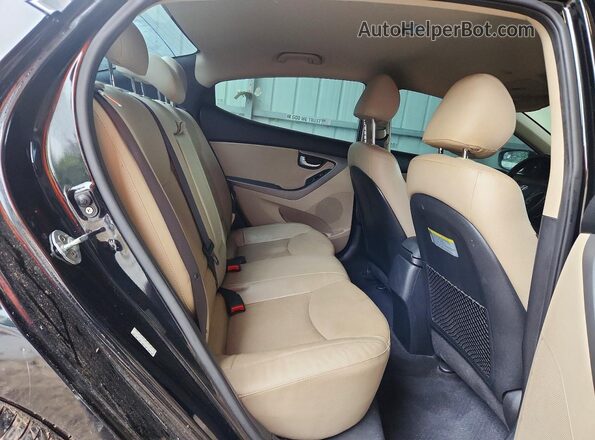 KMHDH4AE9GU629637 2016 HYUNDAI ELANTRA Black Вид задньої частини салону
