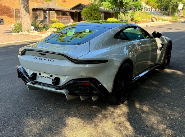 SCFSMGAW6PGN07660 2023 ASTON MARTIN VANTAGE Серебряный Передняя правая четверть