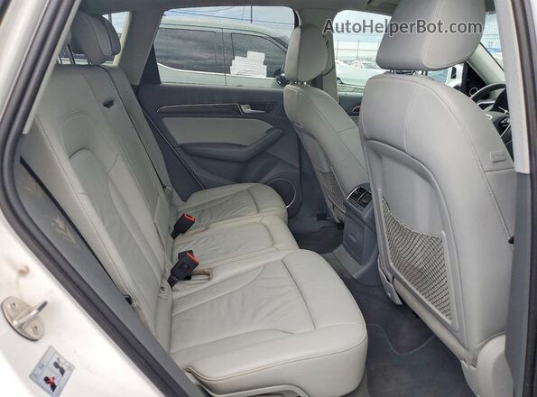 WA1L2AFP2GA010805 2016 AUDI Q5 White Vista del compartimento del motor