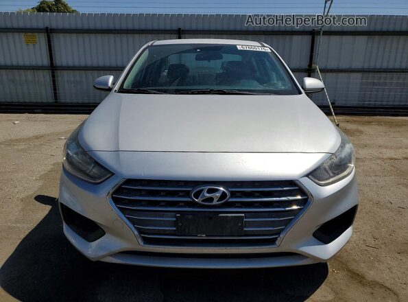 3KPC24A31KE059785 2019 HYUNDAI ACCENT Серебряный Вид сзади