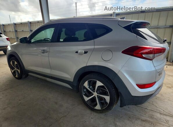 KM8J33A20JU737671 2018 HYUNDAI TUCSON Silver უკანა მარჯვენა