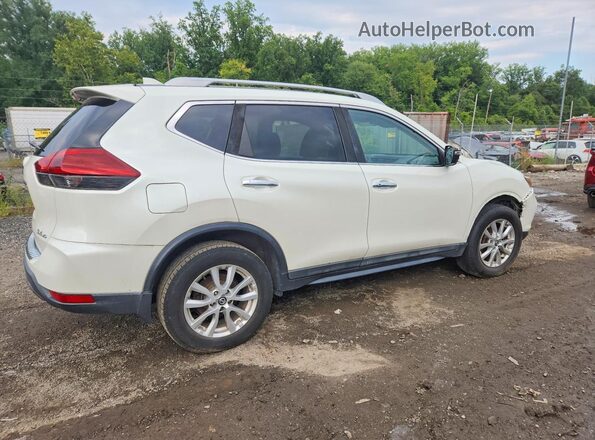 5N1AT2MV6JC840163 2018 NISSAN ROGUE White Front right