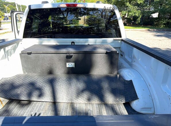 1FTFW1E59NFA51584 2022 FORD F150 White Vista de la etiqueta del VIN