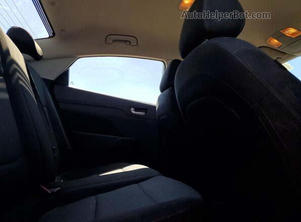 3KPC24A31KE059785 2019 HYUNDAI ACCENT Серебряный Вид задней части салона
