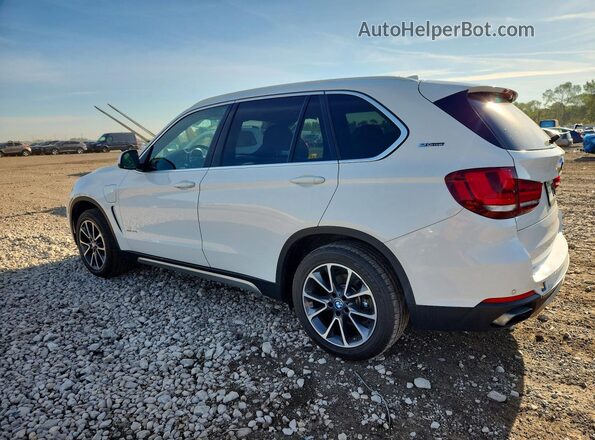 5UXKT0C57J0W02451 2018 BMW X5 White Rear right