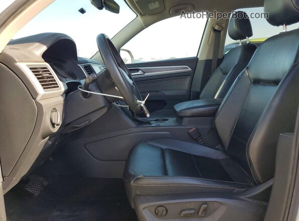 1V2DP2CA8MC559229 2021 VOLKSWAGEN ATLAS White Vista del salpicadero