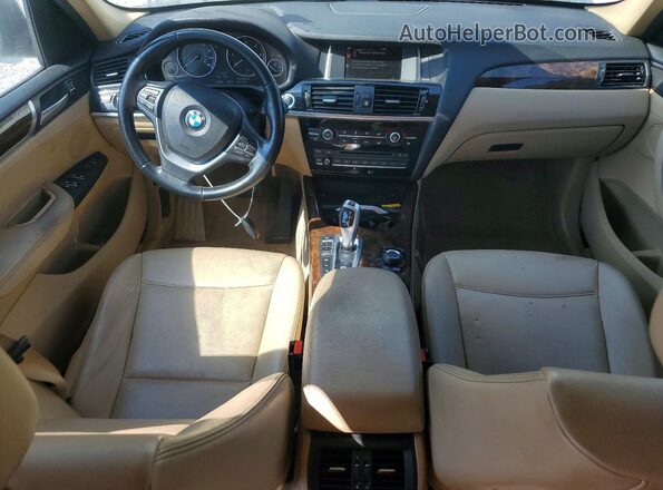 5UXWY3C57G0N86796 2016 BMW X3 White ხელსაწყოთა პანელის ხედი
