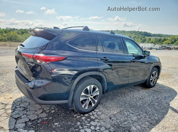 5TDGBRCHXMS514326 2021 TOYOTA HIGHLANDER Black Front right