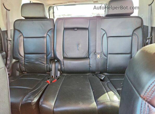 1GNLCDEC0KR231520 2019 CHEVROLET TAHOE Two Tone Rear interior view
