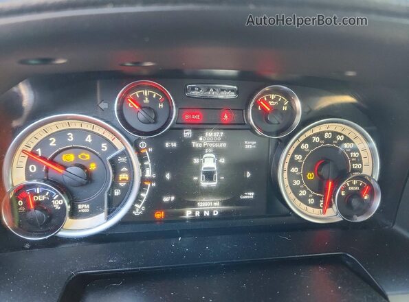 1C6RR7NM0JS278007 2018 RAM 1500 Silver Vista de los asientos traseros