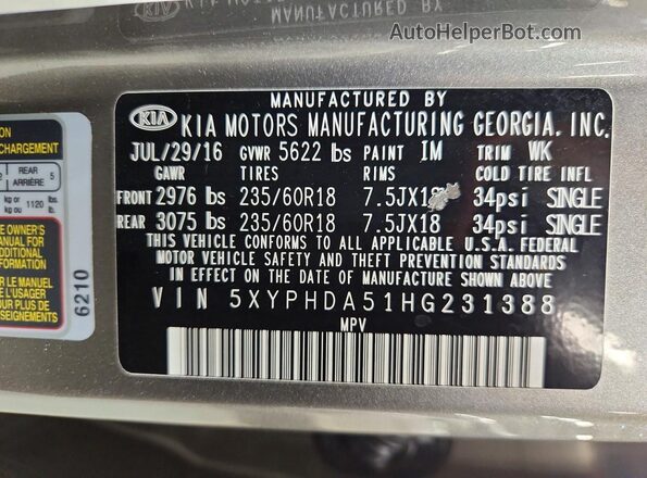 5XYPHDA51HG231388 2017 KIA SORENTO Gray 360 interior view