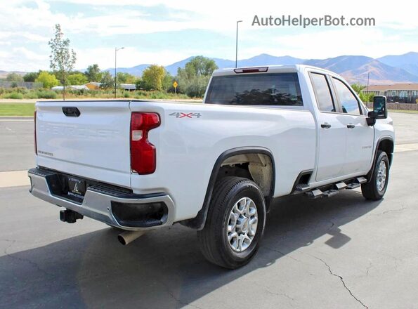 1GC2YLE78NF295958 2022 CHEVROLET SILVERADO White Front right