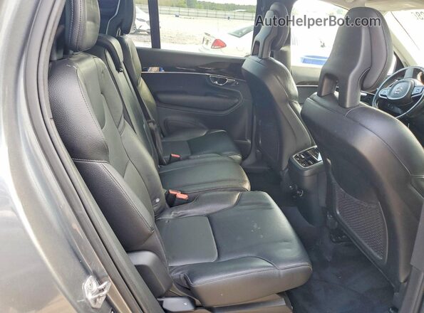YV4A22PK5J1196074 2018 VOLVO XC90 Gray Rear interior view