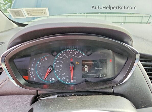 3GNCJPSB5JL404697 2018 CHEVROLET TRAX Угольный Вид задних сидений