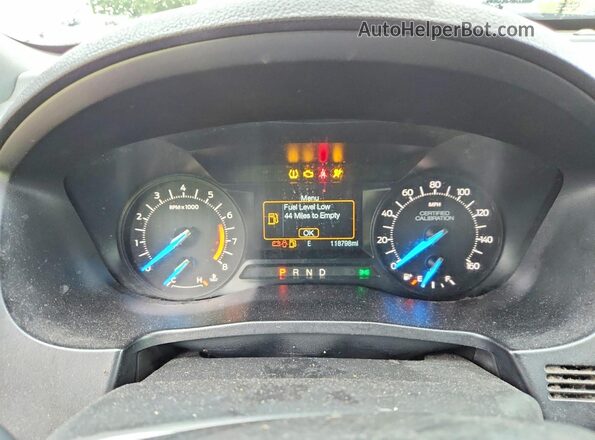 1FM5K8AR1KGA29685 2019 FORD EXPLORER White Widok tylnych siedzeń