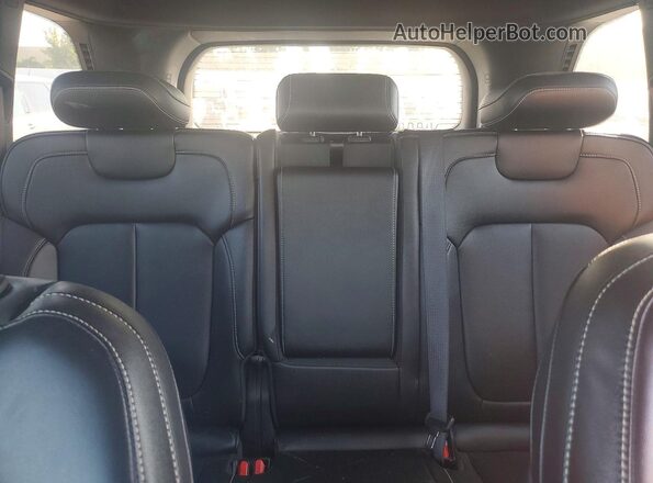 1C4RJYB62R8520512 2024 JEEP GRAND Black Rear interior view