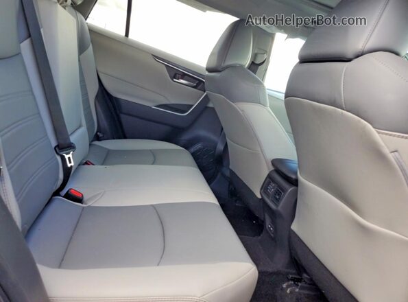 2T3C1RFV2SW443945 2025 TOYOTA RAV4 Red Engine compartment view