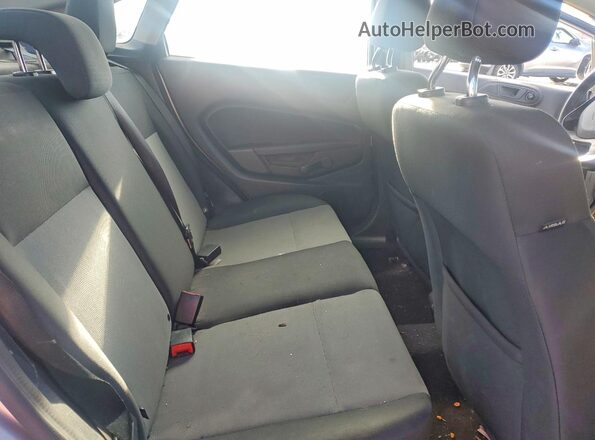 3FADP4AJ5HM147540 2017 FORD FIESTA Silver Вид задньої частини салону