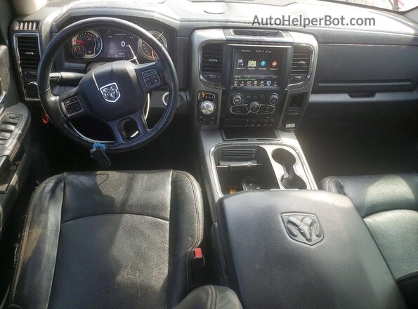 1C6RR7MT0HS743565 2017 RAM 1500 Красный Вид щитка приборов