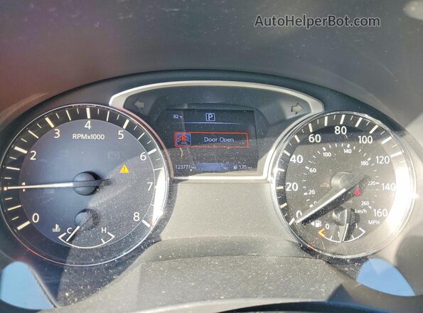 1N4AL3AP1HC185880 2017 NISSAN ALTIMA Black Widok tylnych siedzeń