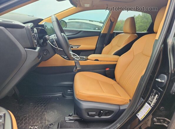 2T2GGCEZ8TC097053 2026 LEXUS NX Black წინა პანელის ხედი