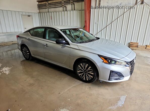 1N4BL4DV3SN403673 2025 NISSAN ALTIMA Silver წინა ხედი