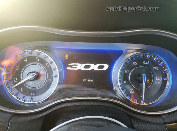 2C3CCAAG1GH135097 2016 CHRYSLER 300 Black Vista del cuadro de instrumentos