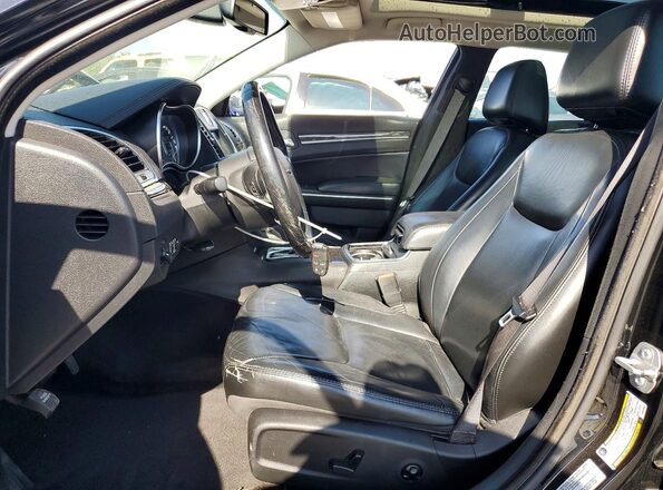 2C3CCAAG2GH224323 2016 CHRYSLER 300 Black Widok wnętrza z przodu