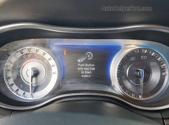 2C3CCAAG3LH123074 2020 CHRYSLER 300 Maroon Instrument cluster view