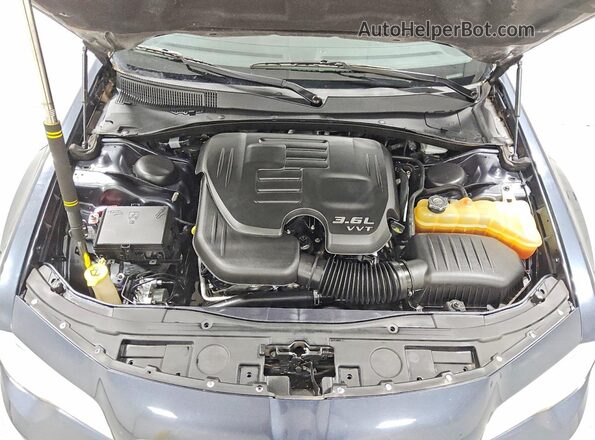 2C3CCAAG7JH331780 2018 CHRYSLER 300 Gray Vista interior trasera