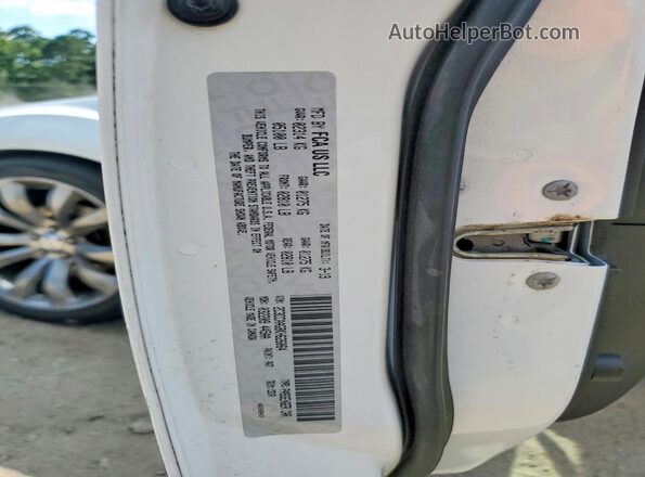 2C3CCAAG8KH626064 2019 CHRYSLER 300 White Widok komory silnika
