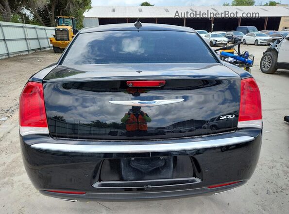 2C3CCAAG8MH609316 2021 CHRYSLER 300 Black Widok z tyłu