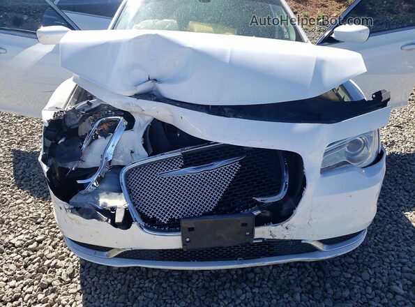 2C3CCAAGXGH211870 2016 CHRYSLER 300 White Սալոնի հետևի տեսք