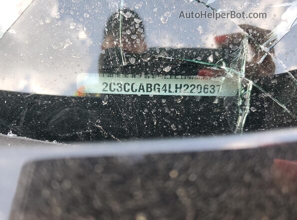 2C3CCABG4LH220637 2020 CHRYSLER 300 Black Вид підкапотного простору