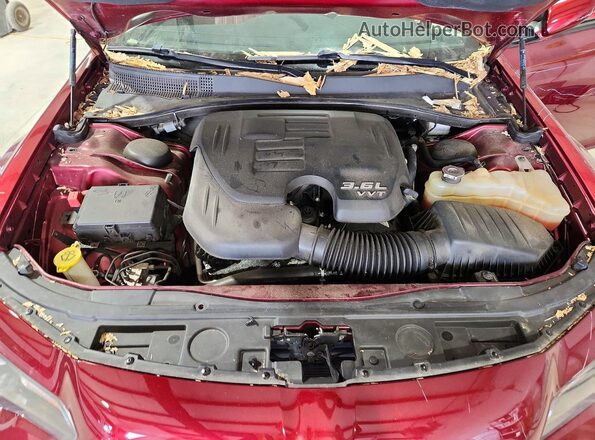 2C3CCABG7MH660708 2021 CHRYSLER 300 Burgundy Вид задньої частини салону