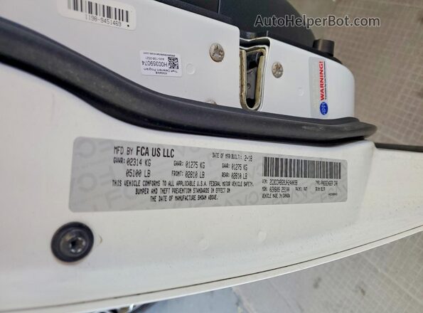 2C3CCABG9JH240038 2018 CHRYSLER 300 Белый Вид подкапотного пространства