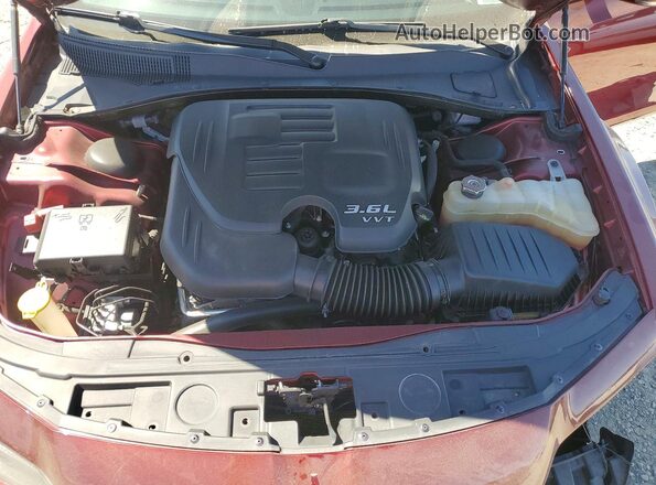 2C3CCABGXPH569596 2023 CHRYSLER 300 Burgundy Widok wnętrza z tyłu