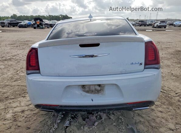 2C3CCABT2LH145904 2020 CHRYSLER 300 White Вид ззаду