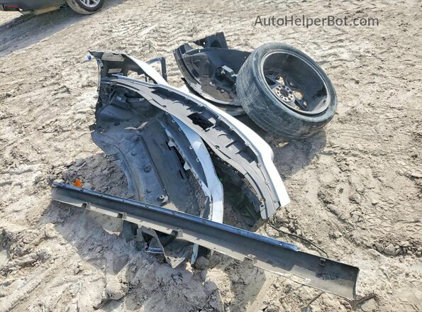 2C3CCABT2LH145904 2020 CHRYSLER 300 White Вид підкапотного простору
